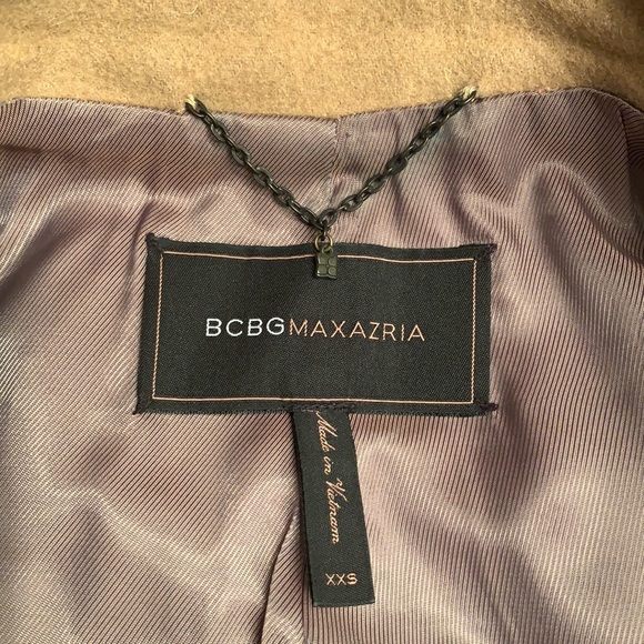 BCBG blazer - Picture 9 of 9